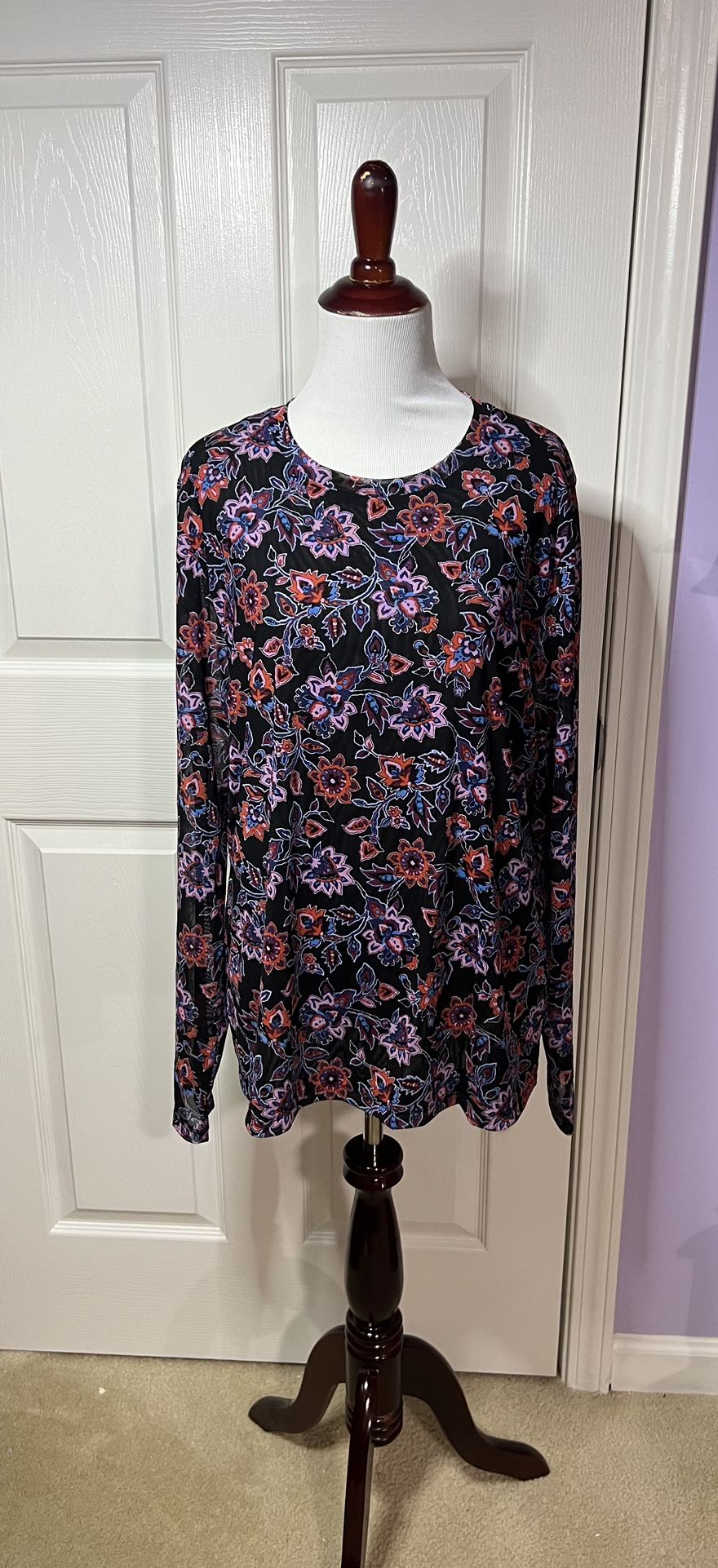 Banana Republic Women’s size XL Semi-Sheer Lined Paisley Floral Long Sleeve Top