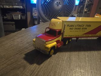 Plain & Fancy Farm Dining Room Toy Semi Truck Winross Die cast display
