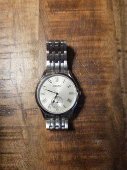 SEIKO Men's Essentials Collection Quartz Ivory Dial Watch