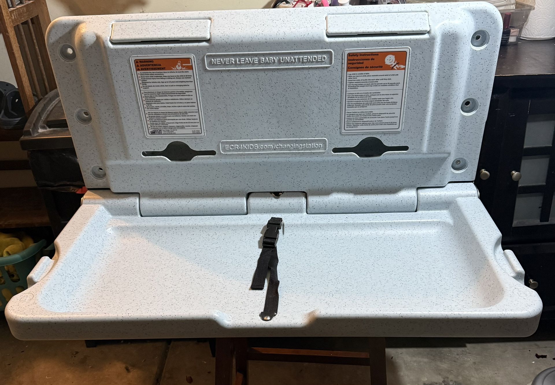 Ecr 4 Kids Diaper Changing Station