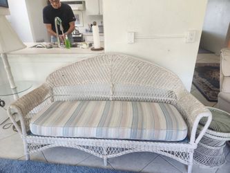 Wicker set