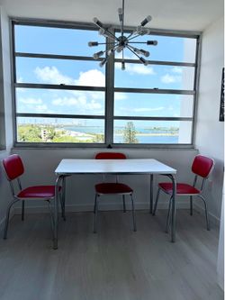 Retro Dining Table – Crate & Barrel