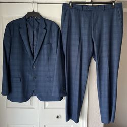 Men Slim-Fit Suit