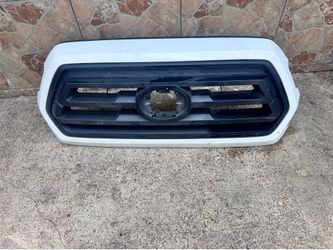 2016 to 2023 TOYOTA TACOMA GRILL