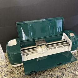 Cricut Explore Air 2