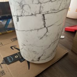Plastic Dustbin – Marble Look $5 – Lubbock, TX