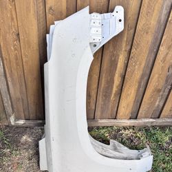 2015 To 2020 CADILLAC ESCALADE RH FENDER 