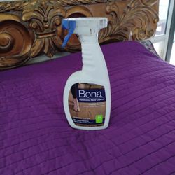NEW  HARDWOOD  FLOOR CLEANER 