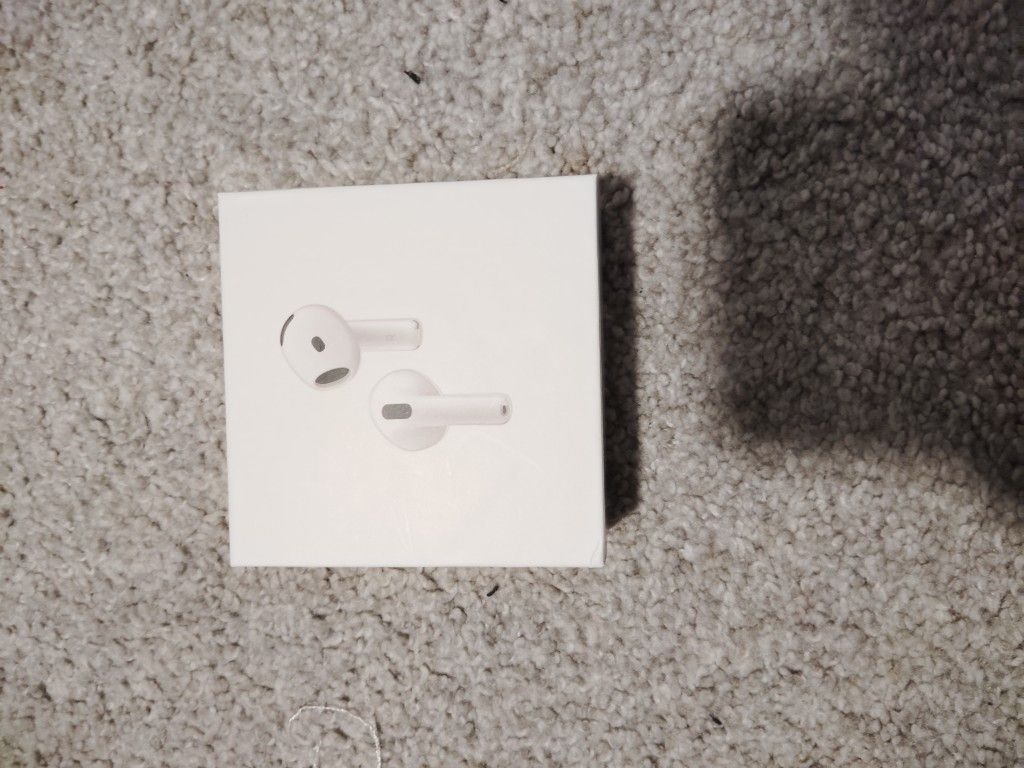 Air Pods 4