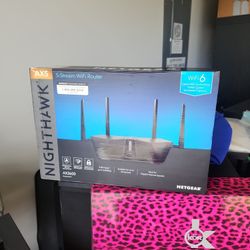 Nighthawk 5 Stream Router