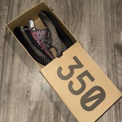 Yeezy Size 9 (reflective)