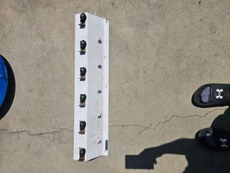 Yard tools holder hanger