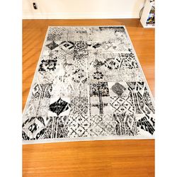 Egyptian hand knotted silk rug 5.3 X 7.8