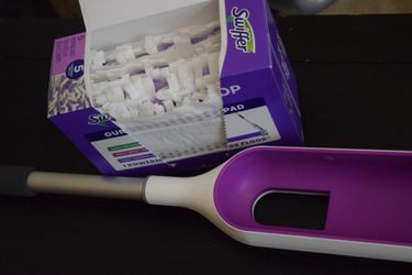 Swiffer PowerMop Starter Kit w/ Extra Pads