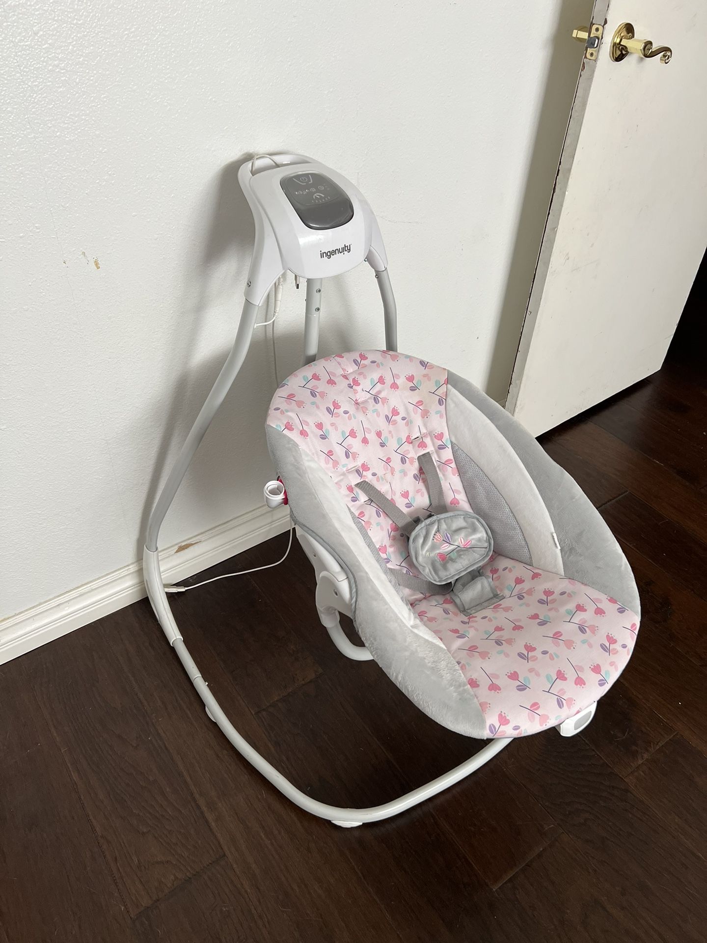 Baby swing