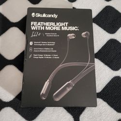 New Skullcandy $10