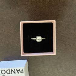 Pandora Ring