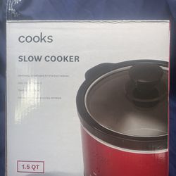 Cooks 1 1/2 Qt Slow Cooker