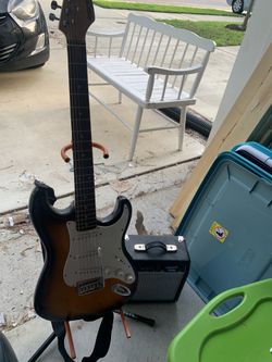 Fender Starcaster Complete Electric Guitar Package