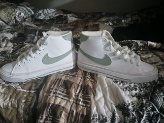 Nike Size 7 1/2