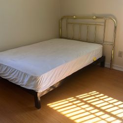 Free Full Size Bed And Frame 
