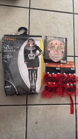 Skeleton Women - Dia de Los Muertos - Day of the Dead
