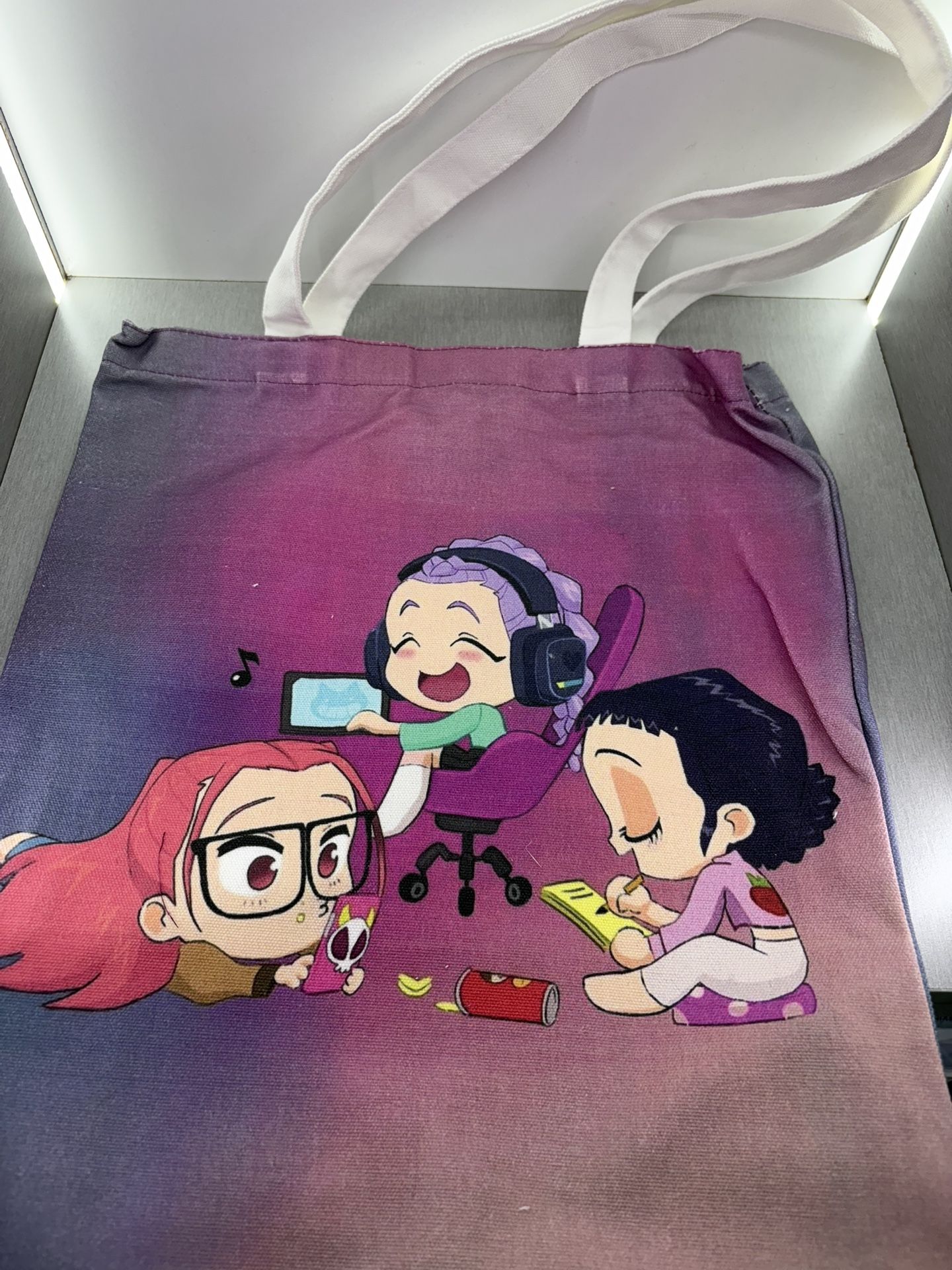 K Pop Tote $12 Each 