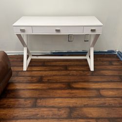Modern Work Desk