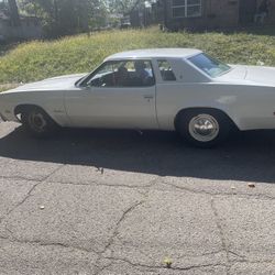 Cutlass Supreme 1977