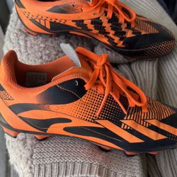 Adidas Boys Soccer Shoes Size 6