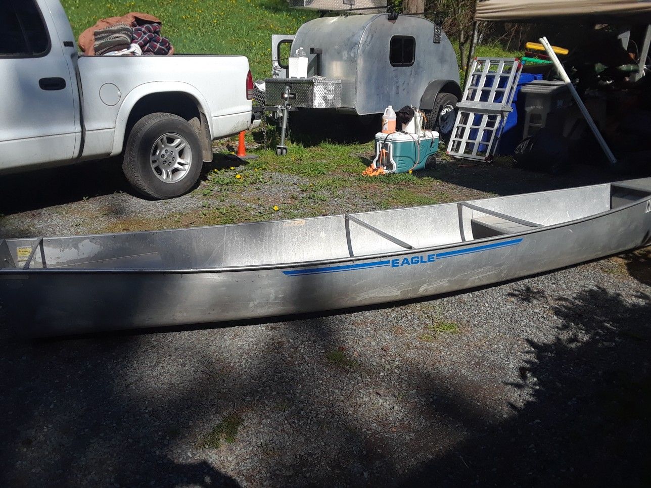 Grumman Square Stern Aluminum Canoe 15 ft for Sale in Snohomish, WA