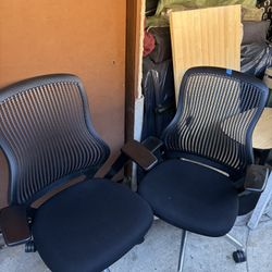 Office Chairs 