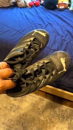 Boys soccer cleats
