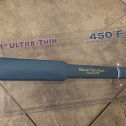 BaBylissPRO
Nano Titanium 1" Digital Flat Iron