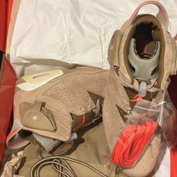 Air Jordan 6 Retro x Travis Scott