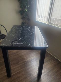 Marbel Table