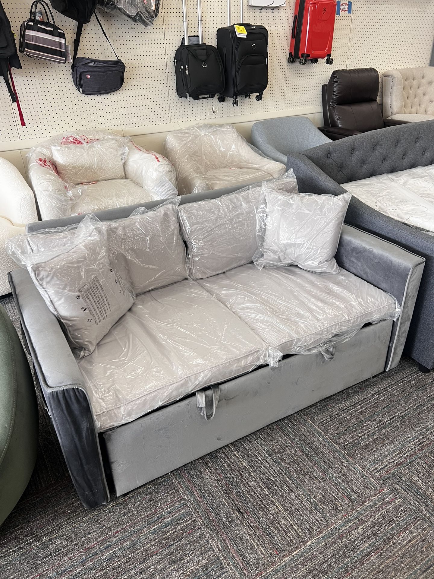 3-in-1 Pull-Out Sofa Bed w/ 2 Pillows & Adjustable Backrest – Gray, NEW! ✨
