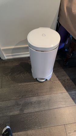 Munchkin UV Diaper Pail