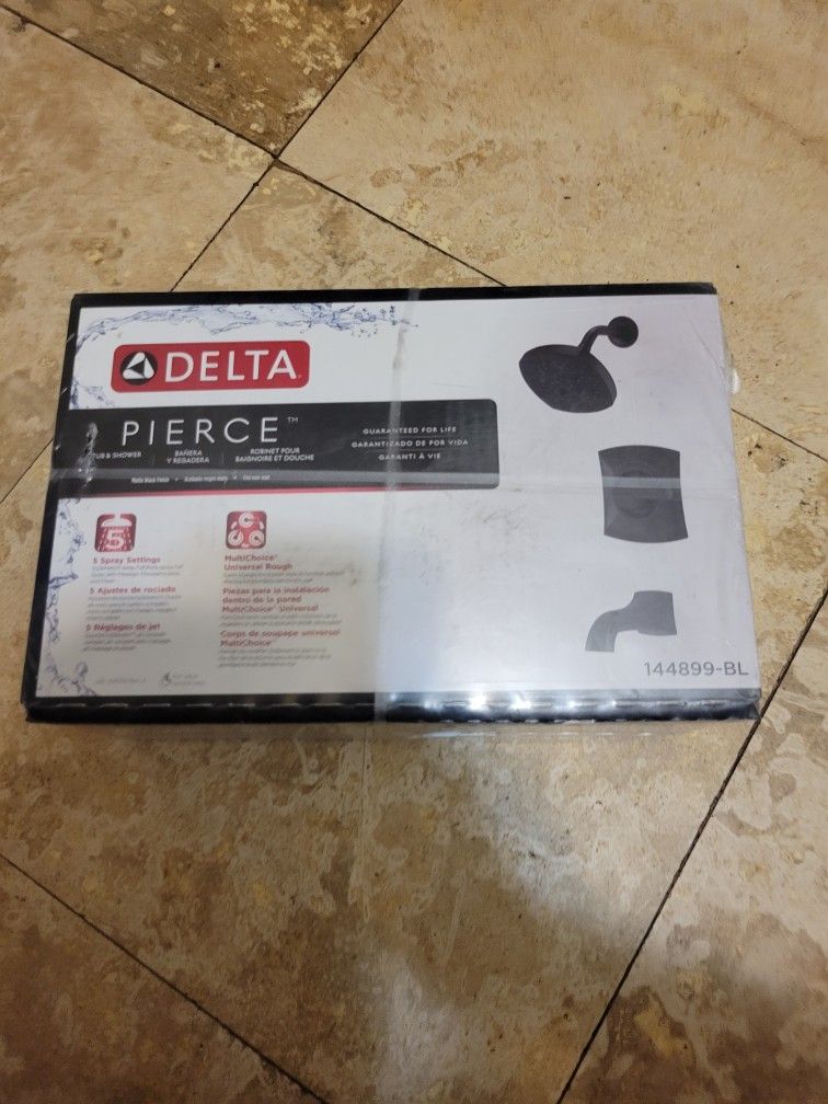 New Delta Pierce Single-Handle 5-Spray Tub and Shower Faucet in Matte Black (Valve Included). Retails  $200 With Taxes!!