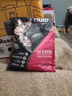 Nulo medal Series Cat Food $5