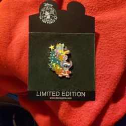 LIMITED EDITION COLLECTORS Disney Pin