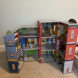 TOY HOUSE - $50