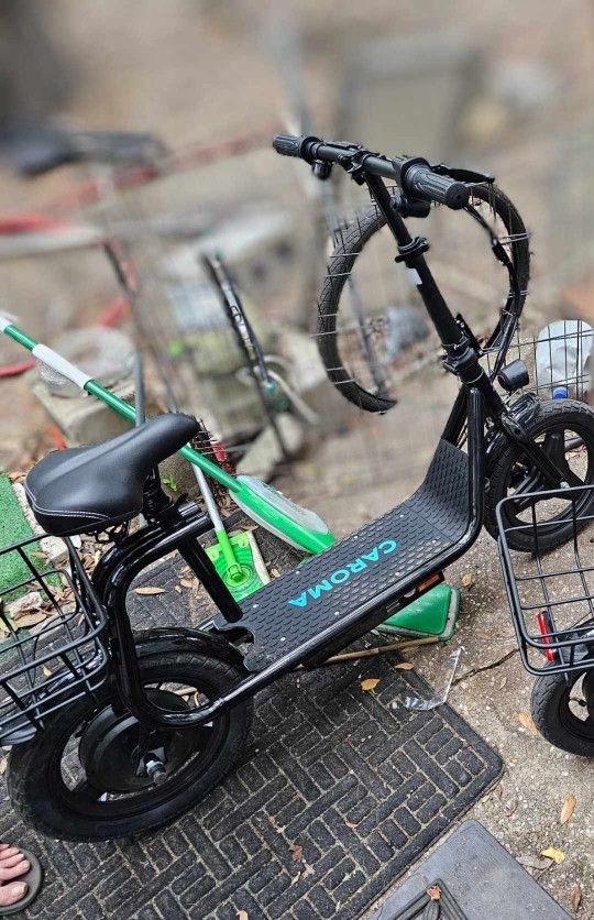 Caroma Electric Scooter 
