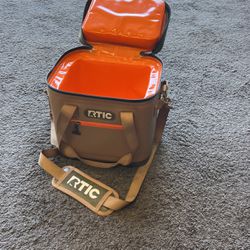 RTIC 12can Soft Cooler