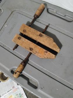 Adjustable Wooden Clamp
