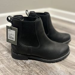 Ariat black Leather Chelsea Boots - Size 8 Brand New