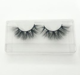"Moody" Lashes