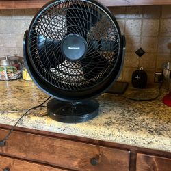 PUR Honeywell HF715 Turbo Force Floor, Small, Black –