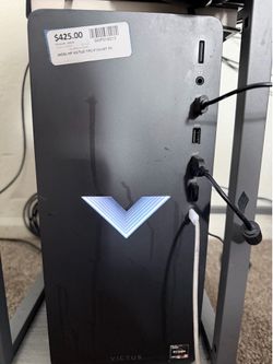 Gaming PC set up W/PS4 and more