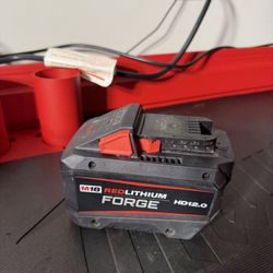 12.0 Forge Milwaukee Battery With Rapid Charger